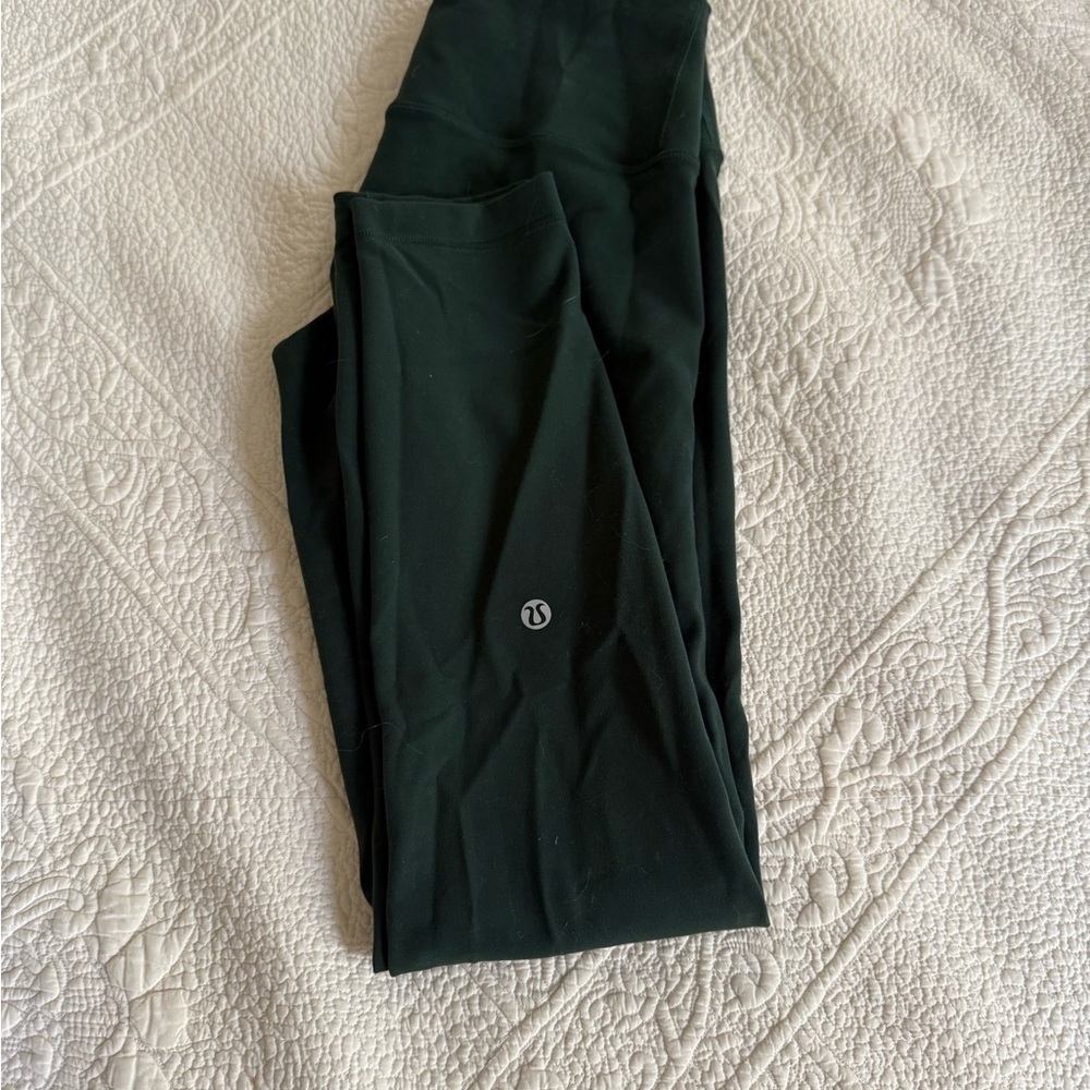 Lululemon Wundertrain Legacy Green 25” Leggings - size 6